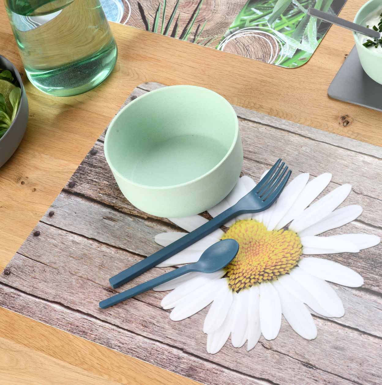 Rechteckiges Tischset Blumen mit Margeritenmotiv zum Schutz und Dekorieren des Esstisches