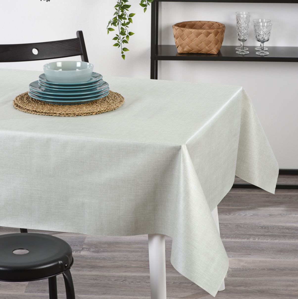 geprägte Wachstischdecke in Leinenoptik schützt Tisch vor Flecken und Kratzern