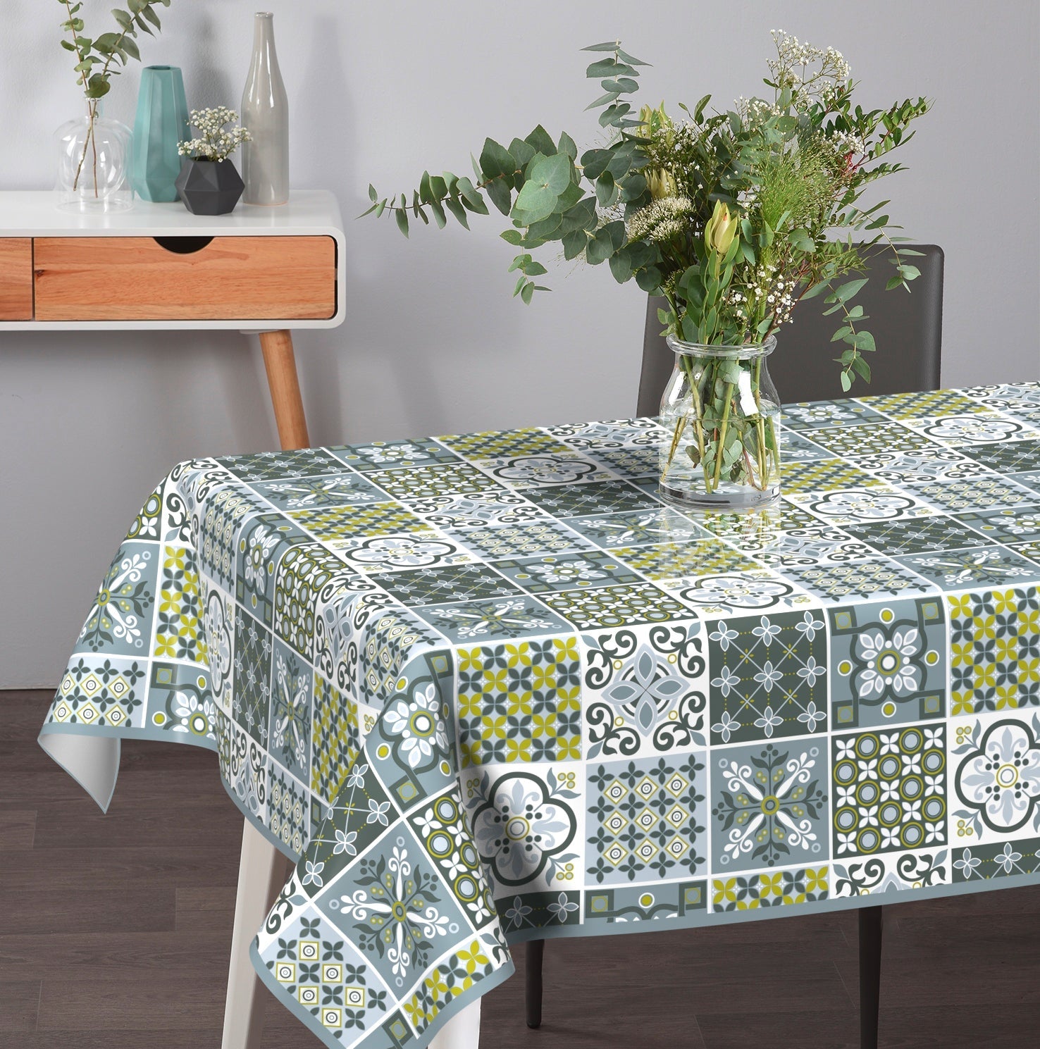 Wachstischdecke Patchwork oval mit wasserdichter, abwischbarer Oberfläche in Grau