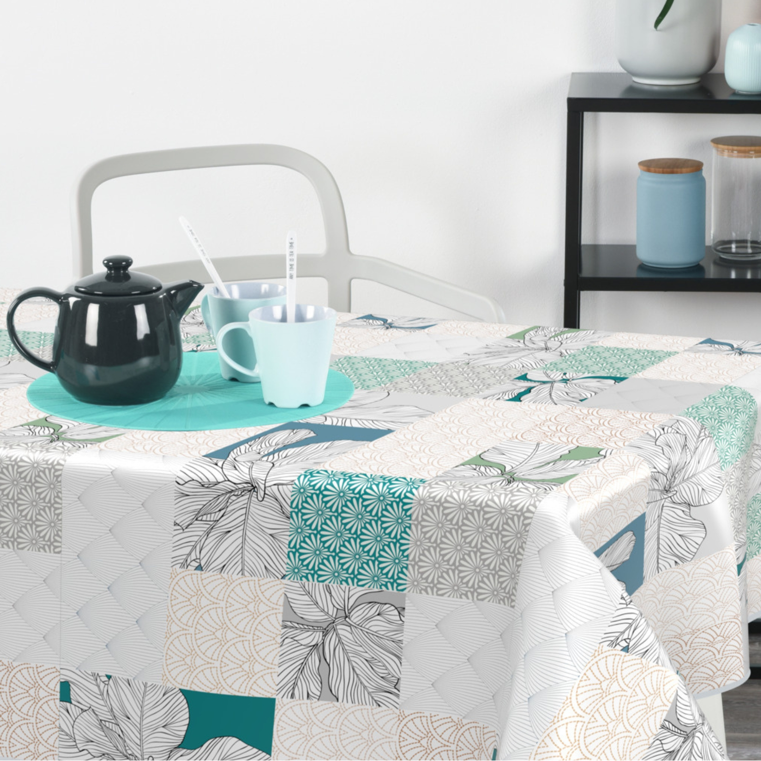 geprägte Wachstischdecke Patchwork